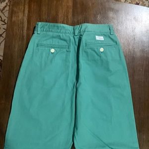 Vineyard vine green flat front khakis size 30 length 30